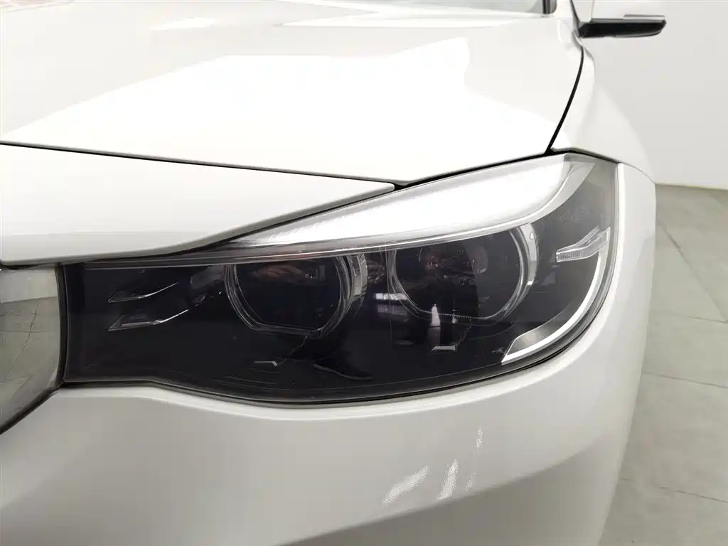 BMW 3 Series GT 2018 — фото 7