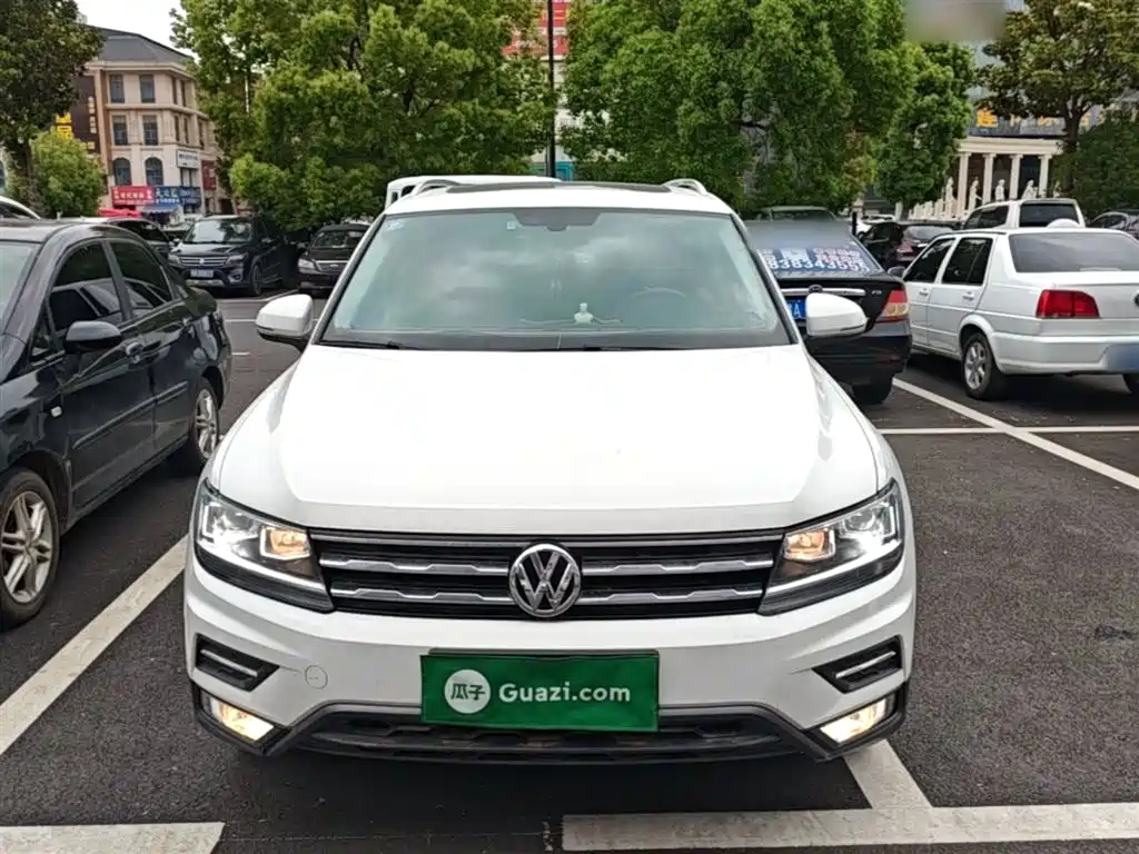 Volkswagen Tiguan L 2020 — фото 3