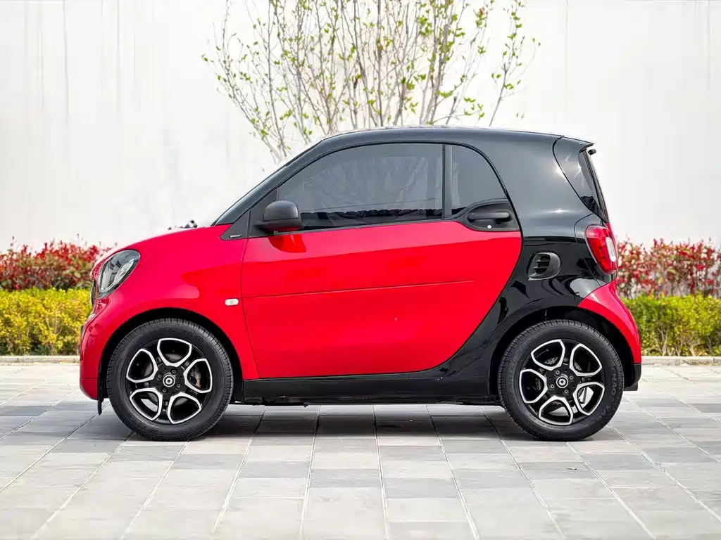 smart Fortwo 2017 — фото 8