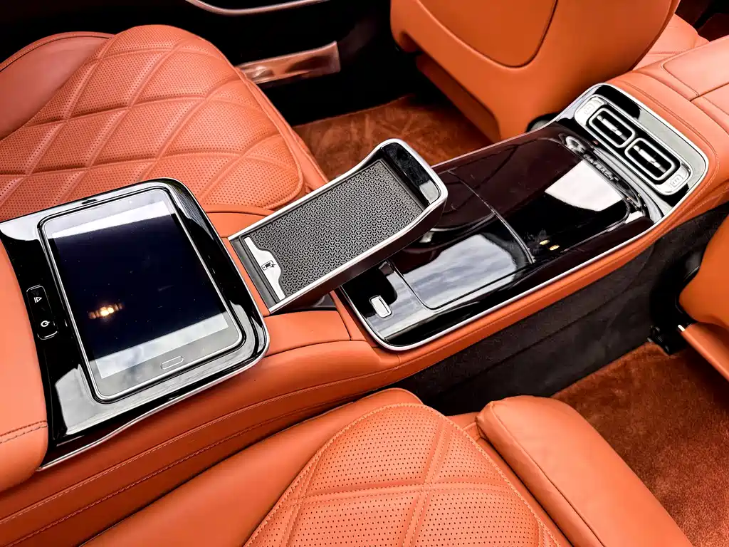 Mercedes-Benz S-Class 2022 — фото 12