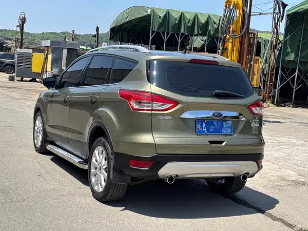 Ford Kuga 2013