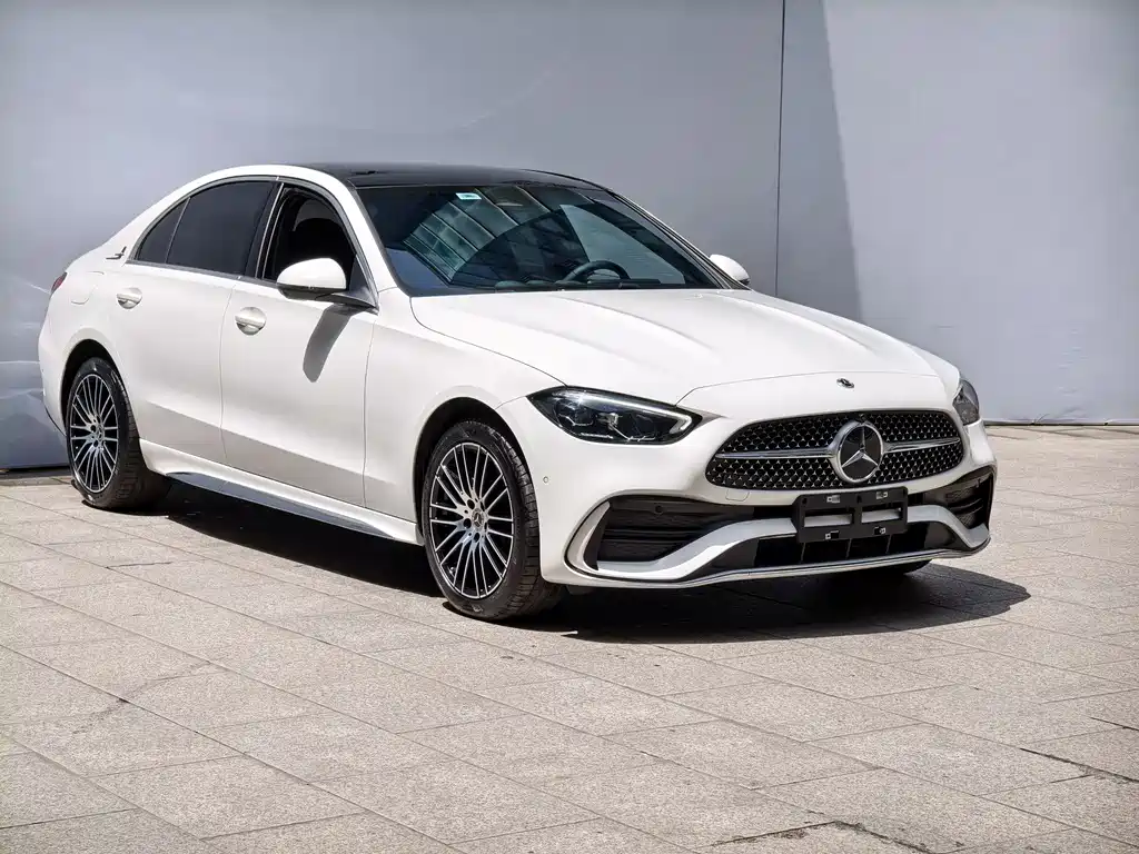 Mercedes-Benz C-Class 2025 — фото 3