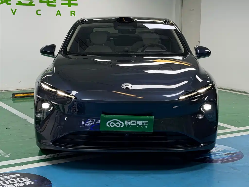 NIO ET7 2022
