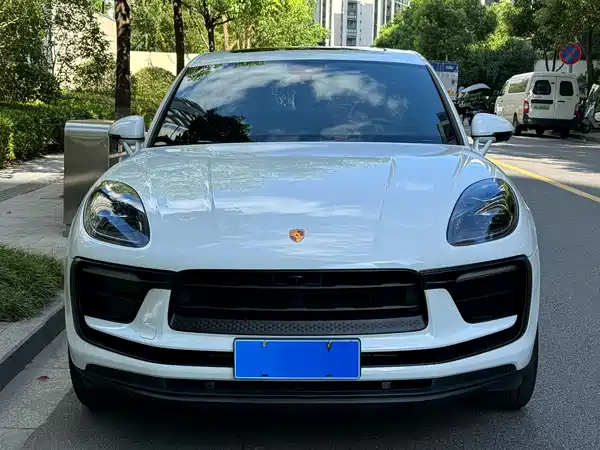 Porsche Macan 2023