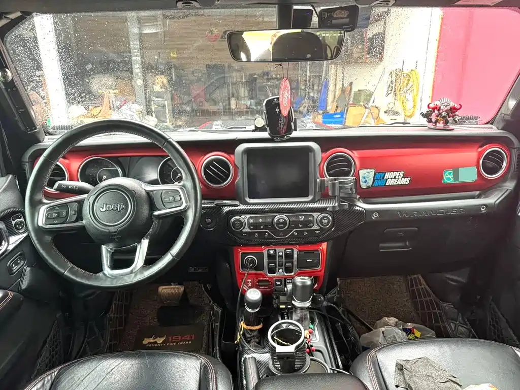 Jeep Wrangler 2019 — фото 12