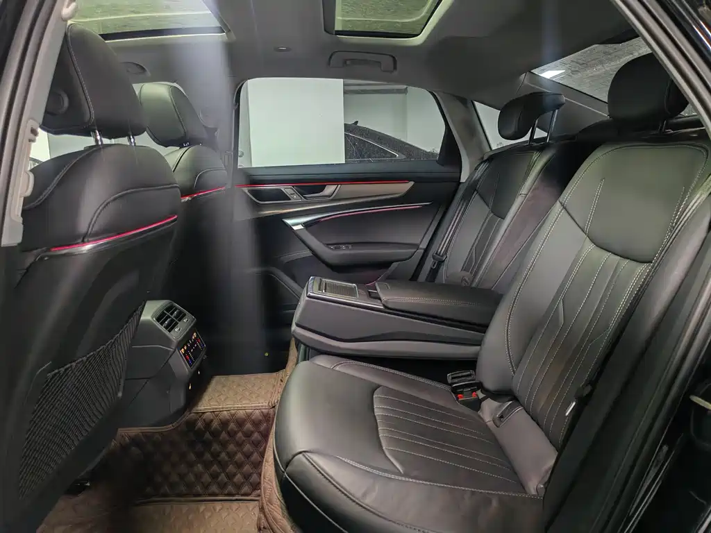 Audi A6L 2023