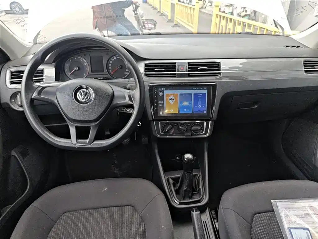 Volkswagen Santana 2017 — фото 10