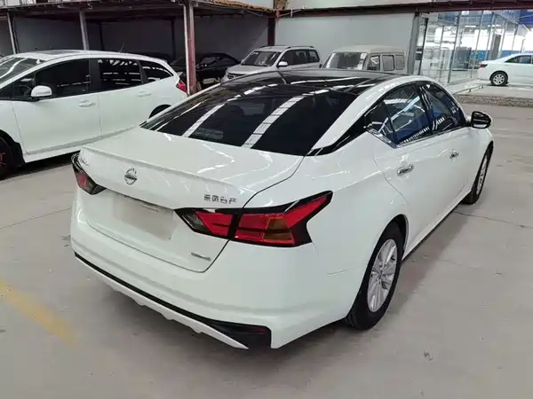 Nissan Teana 2020