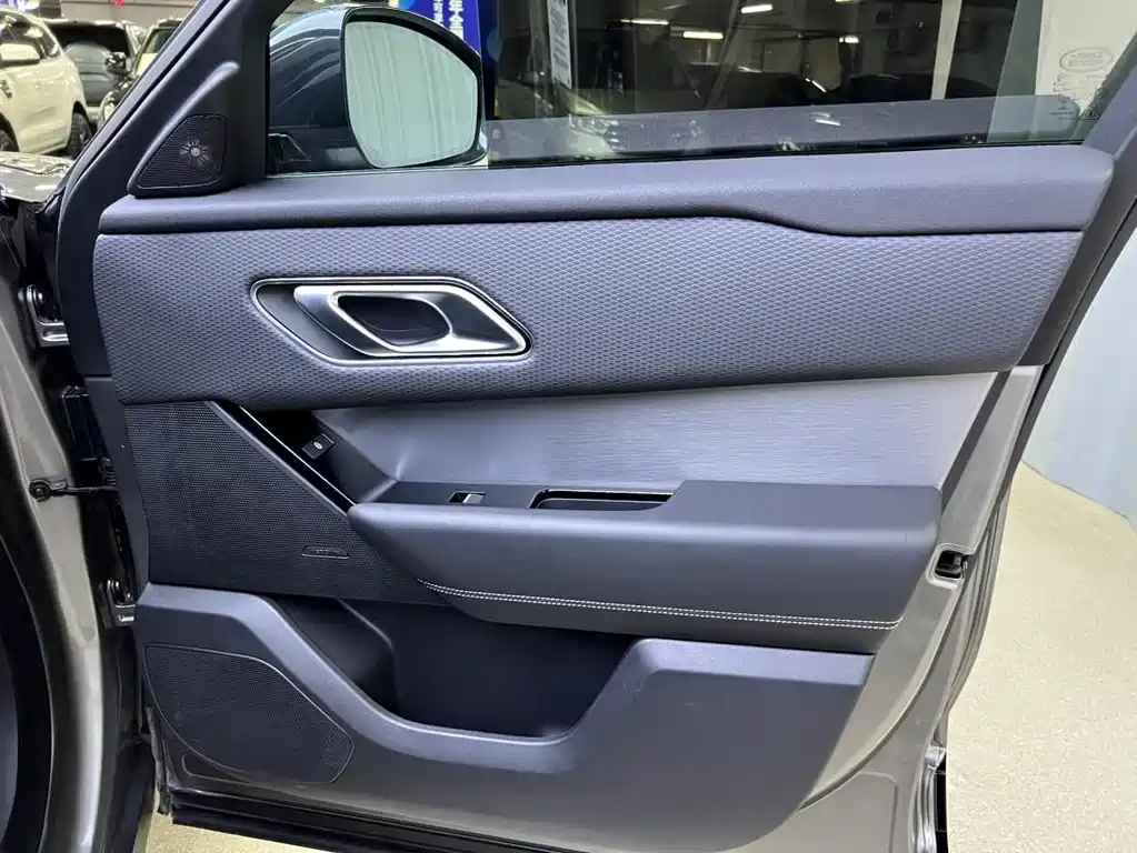 Land Rover Velar 2019 — фото 15