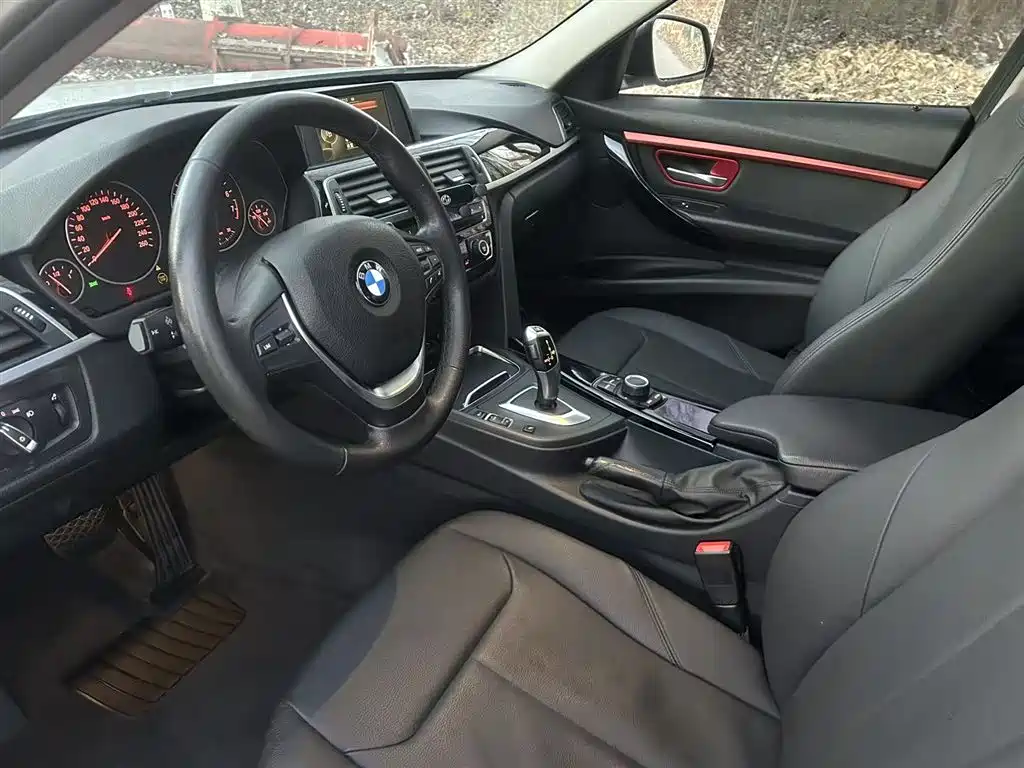 BMW 3 Series 2017 — фото 4
