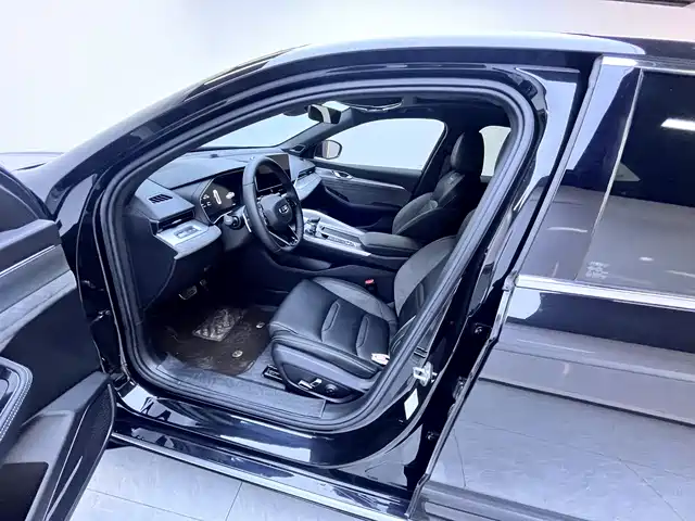 Geely Xingrui 2023 — фото 13