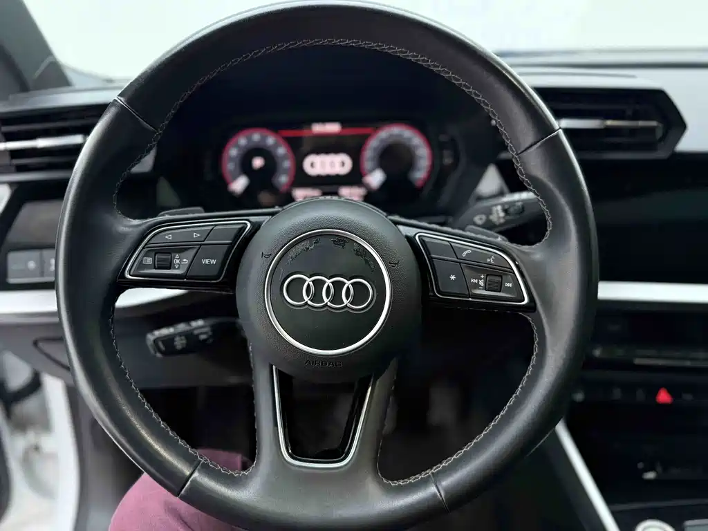 Audi A3 2023 — фото 22