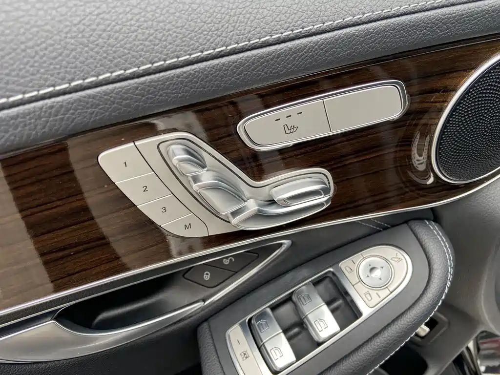Mercedes-Benz GLC 2019 — фото 14