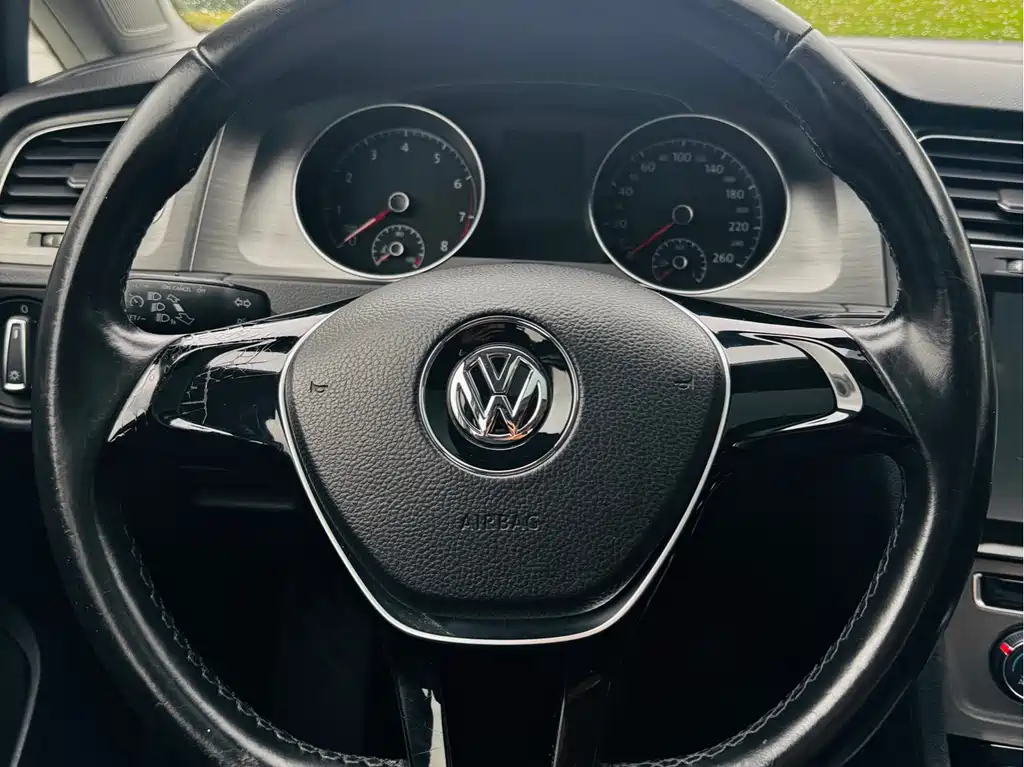 Volkswagen Golf 2016 — фото 11