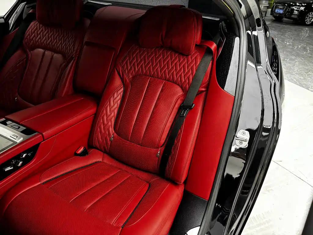 BMW 7 Series 2020 — фото 15