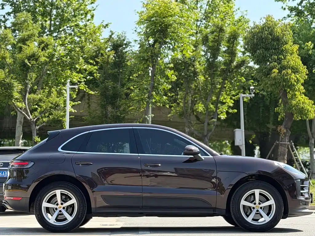 Porsche Macan 2018 — фото 8