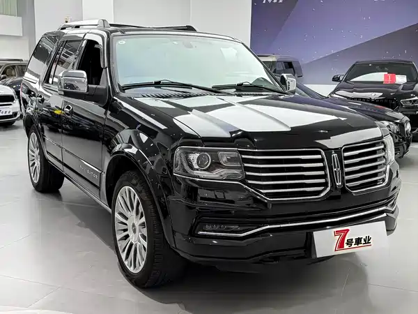 Lincoln Navigator 2016