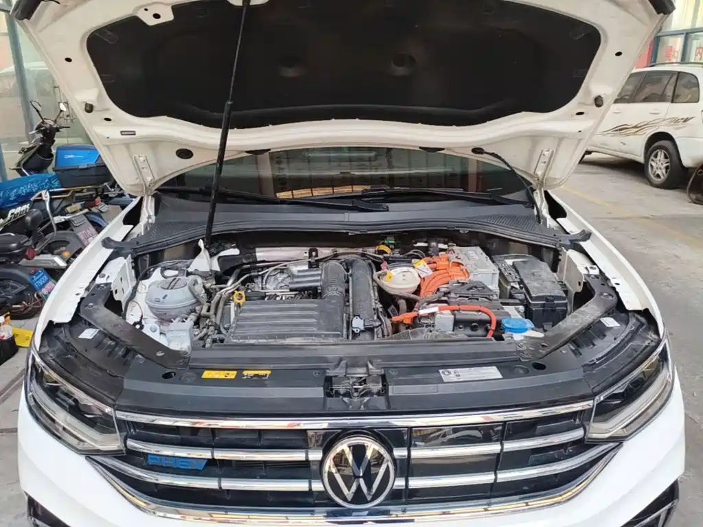 Volkswagen Tiguan L Plug-In Hybrid 2022 — фото 20