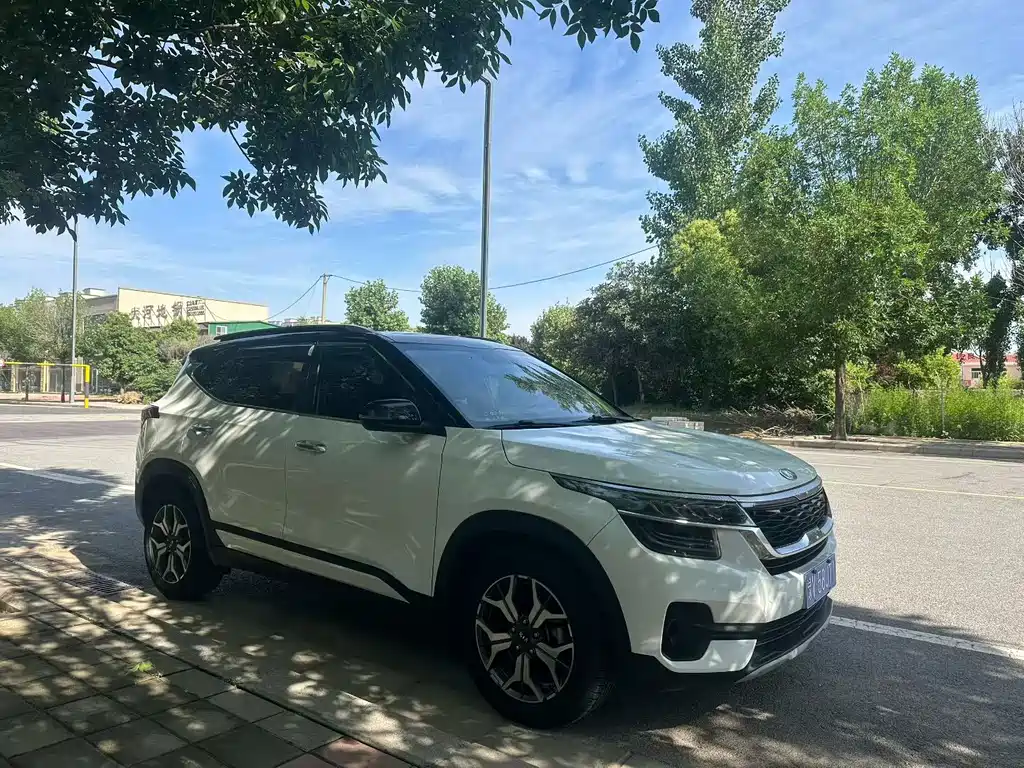 Kia KX3 2020 — фото 12