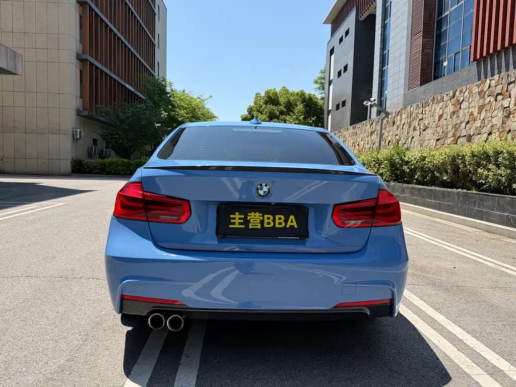 BMW 3 Series 2019 — фото 17
