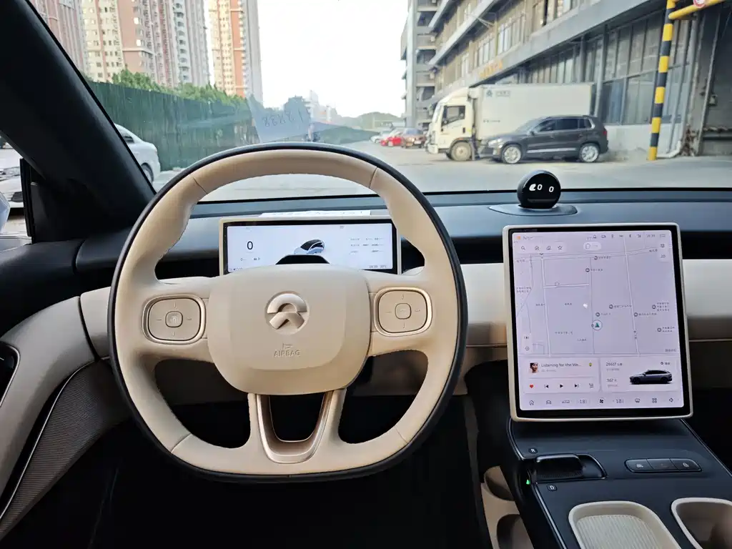 NIO ET5 2025