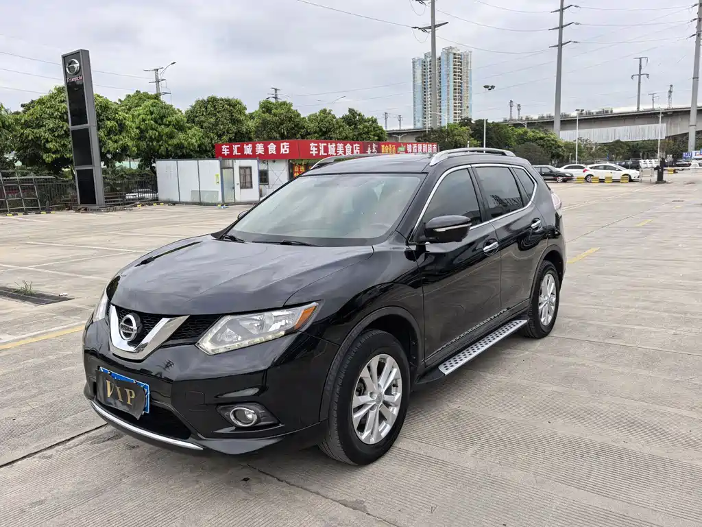 Nissan X-Trail 2015