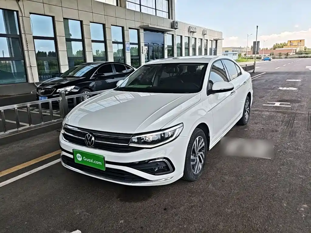 Volkswagen Bora 2023