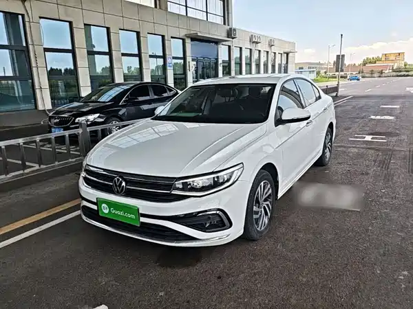 Volkswagen Bora 2023