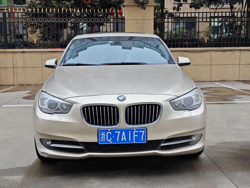 BMW 5 Series GT 2010 — фото 2