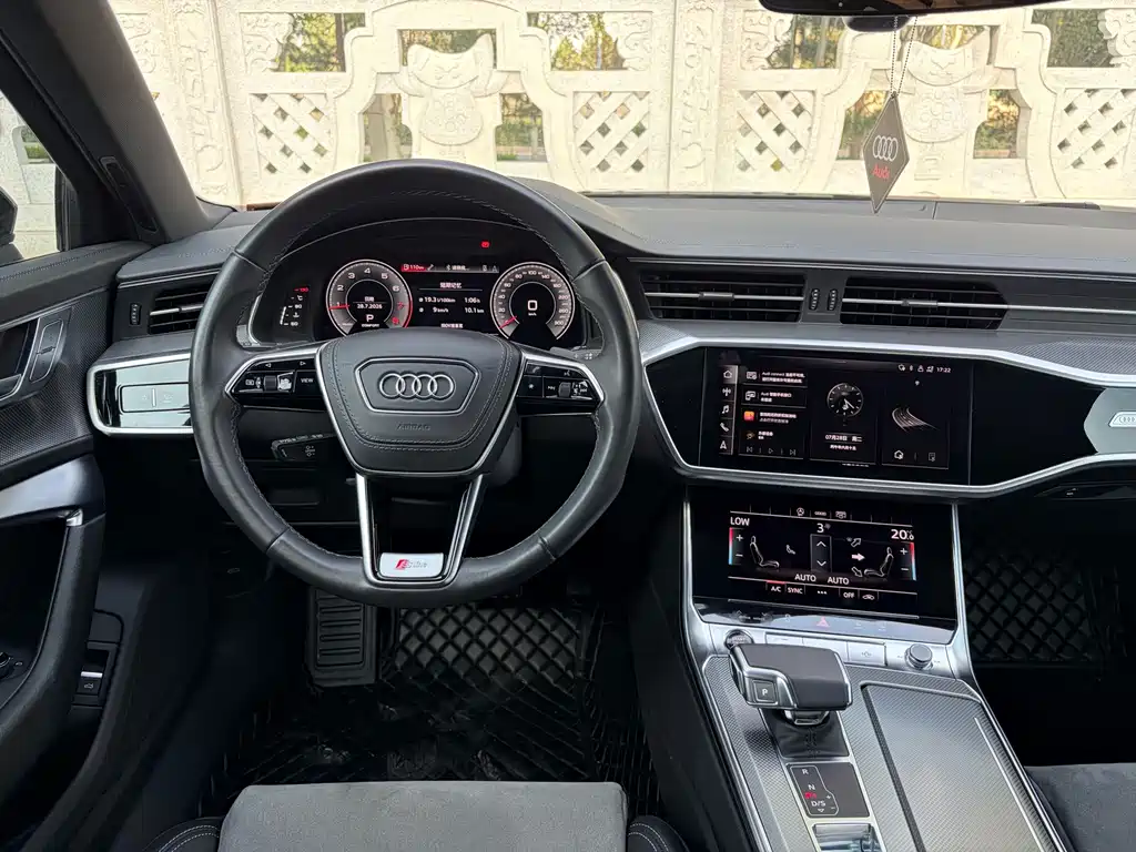 Audi A6L 2023 — фото 10