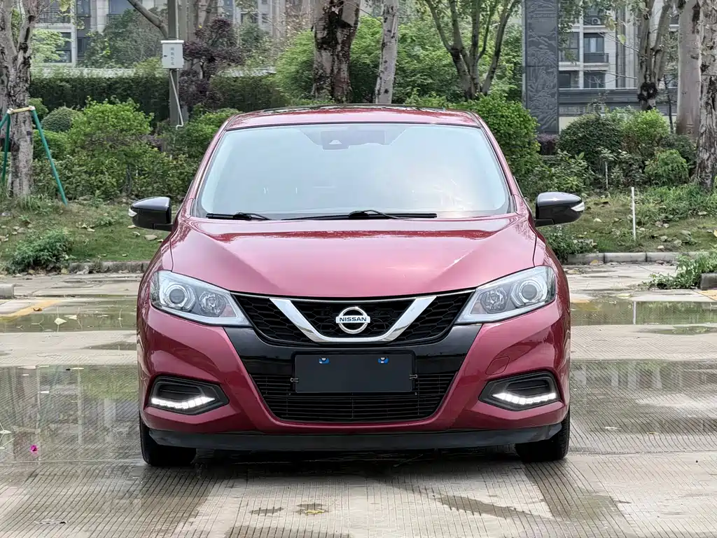 Nissan Tiida 2020 — фото 2