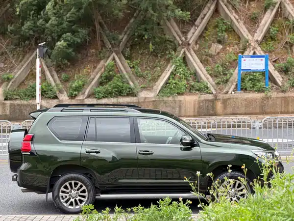 Toyota Prado 2019