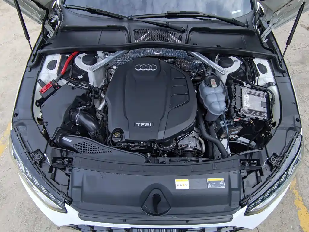 Audi A4L 2021