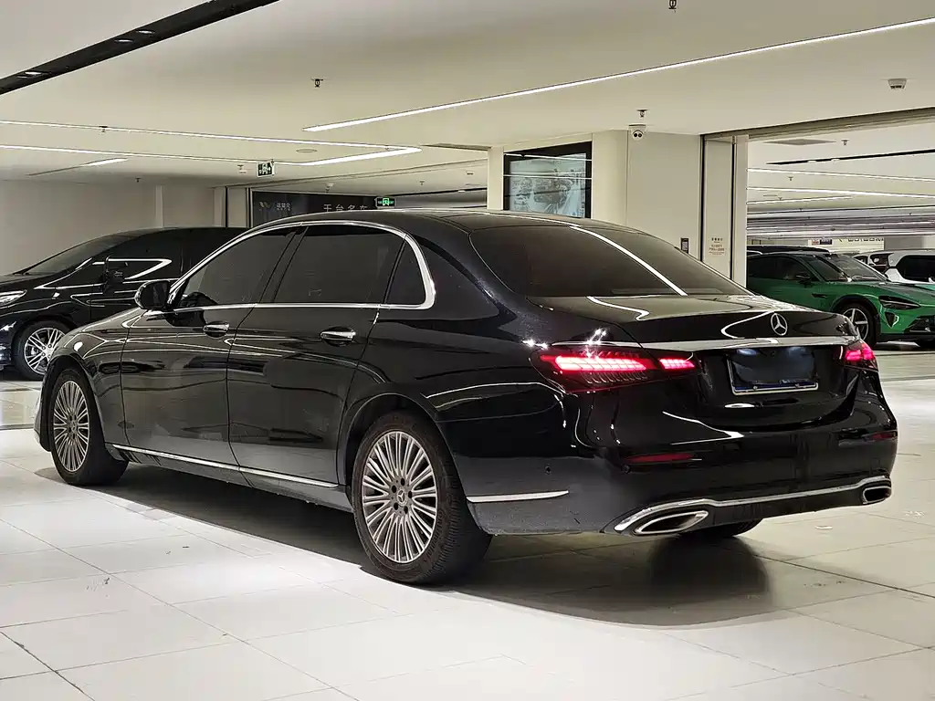 Mercedes-Benz E-Class 2021