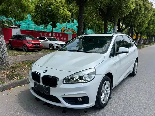 BMW 2 Series Station Wagon 2016