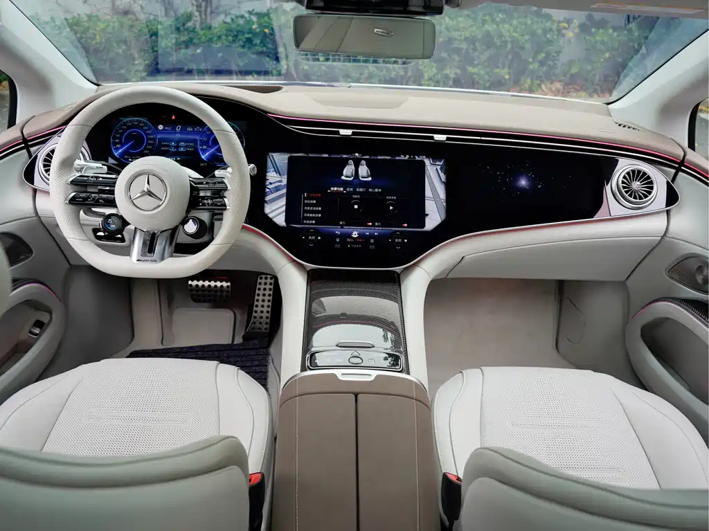 Mercedes-Benz EQS AMG 2023 — фото 15