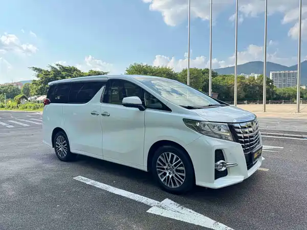 Toyota Alphard 2017