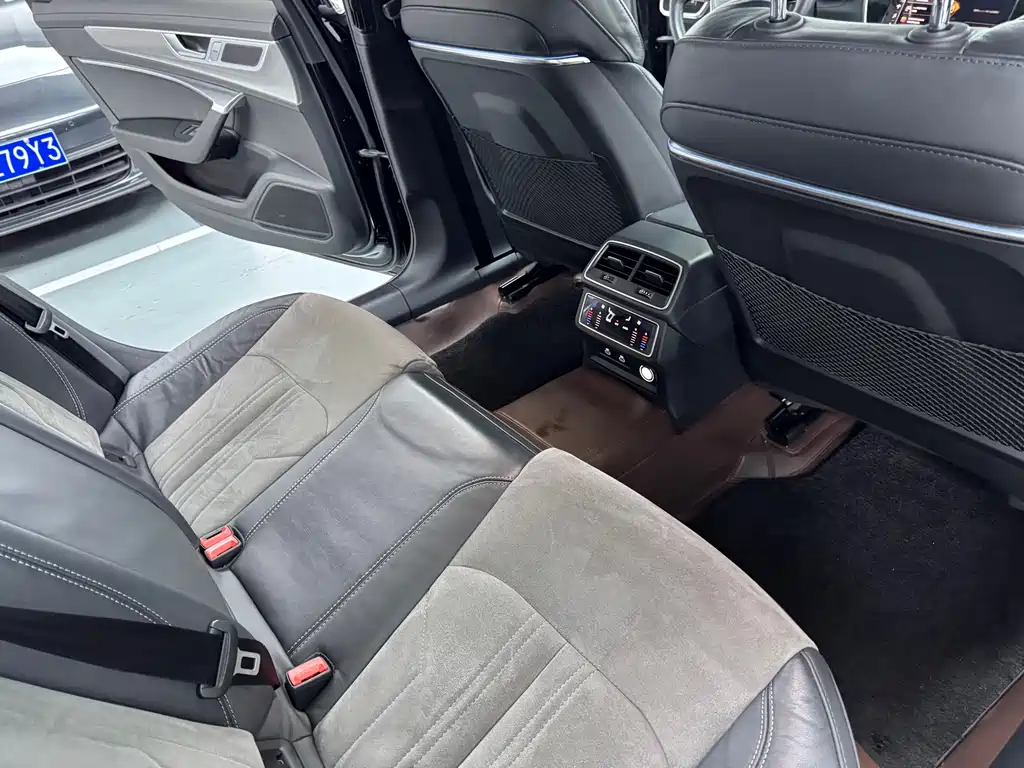 Audi A6L 2022 — фото 13