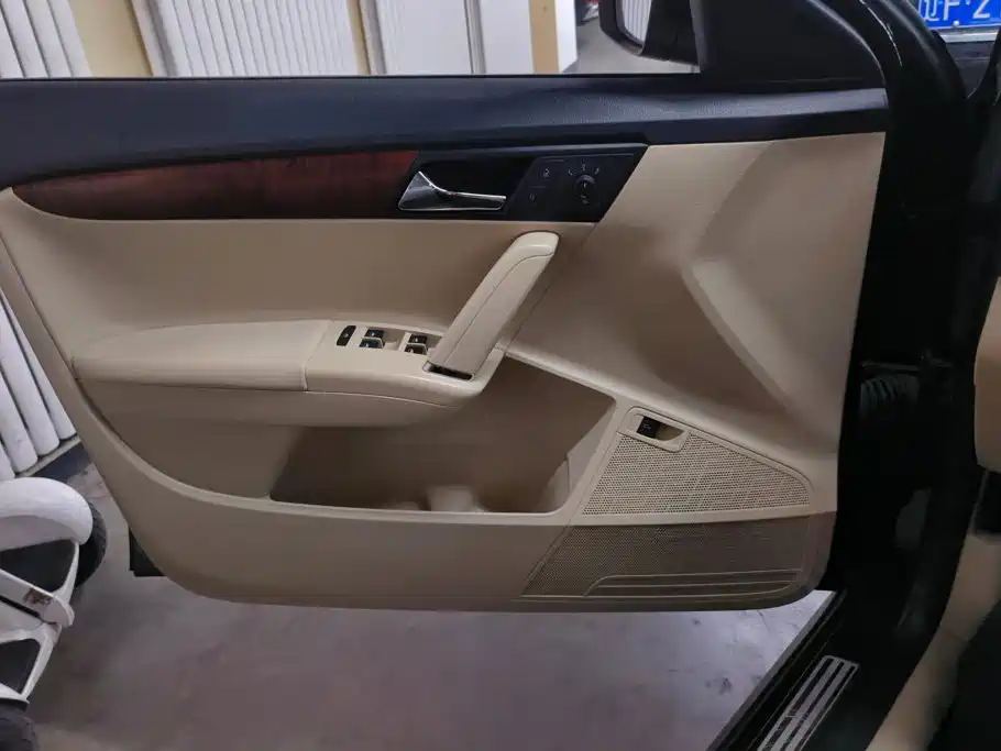 Volkswagen Lavida 2014