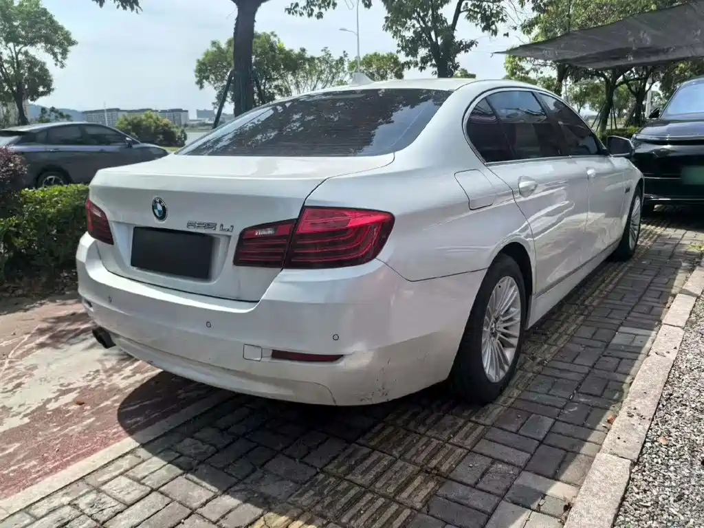BMW 5 Series 2016
