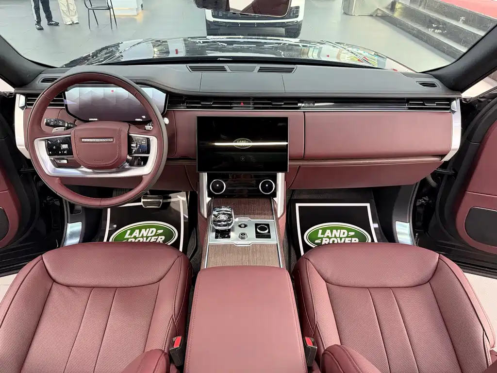 Land Rover Range Rover 2023 — фото 13