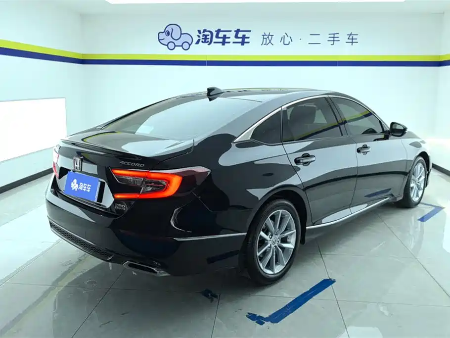 Honda Accord 2022 — фото 3