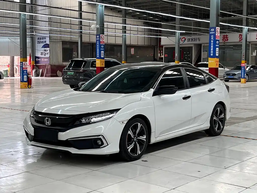 Honda Civic 2020 — фото 1