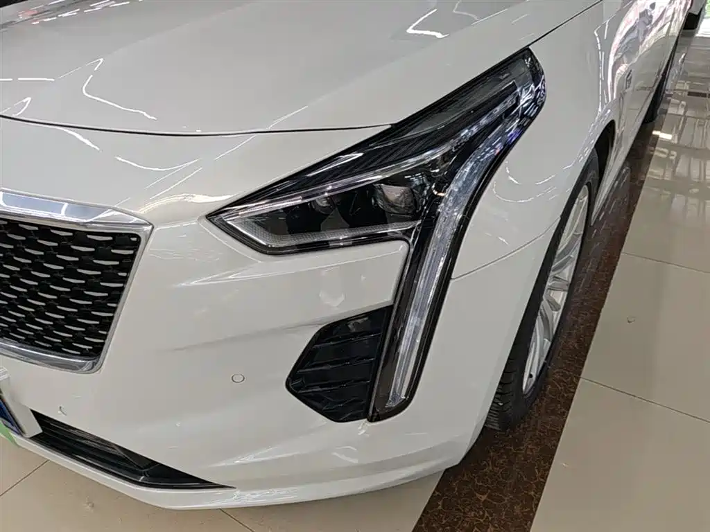 Cadillac CT6 2019 — фото 24