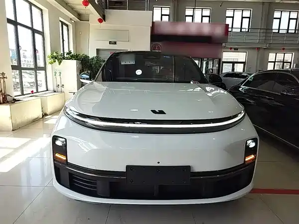 Li Auto L7 2023