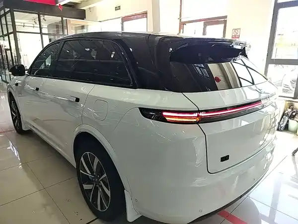 Li Auto L7 2023