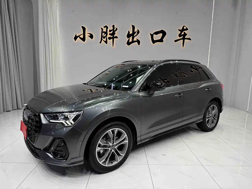 Audi Q3 2023 — фото 1