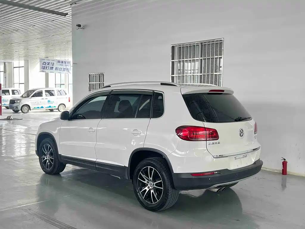 Volkswagen Tiguan 2016 — фото 3