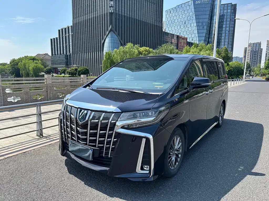 Toyota Alphard 2022