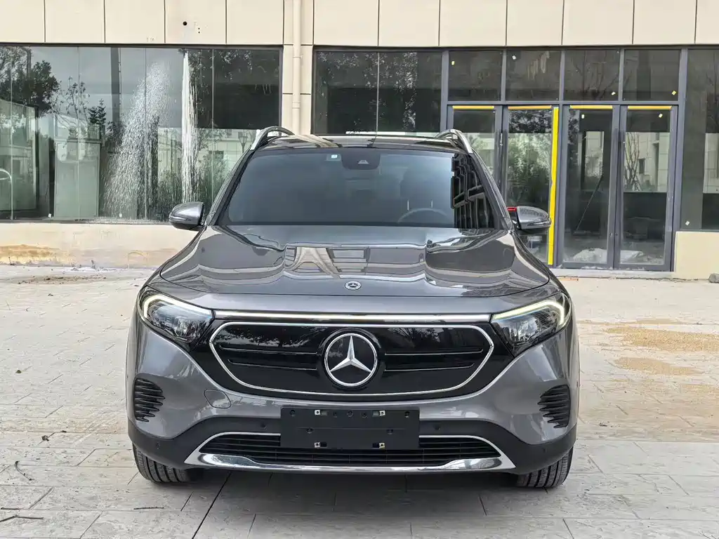 Mercedes-Benz EQB 2022